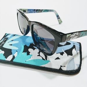 Vera Bradley bi-focal reading sunglasses +2.00